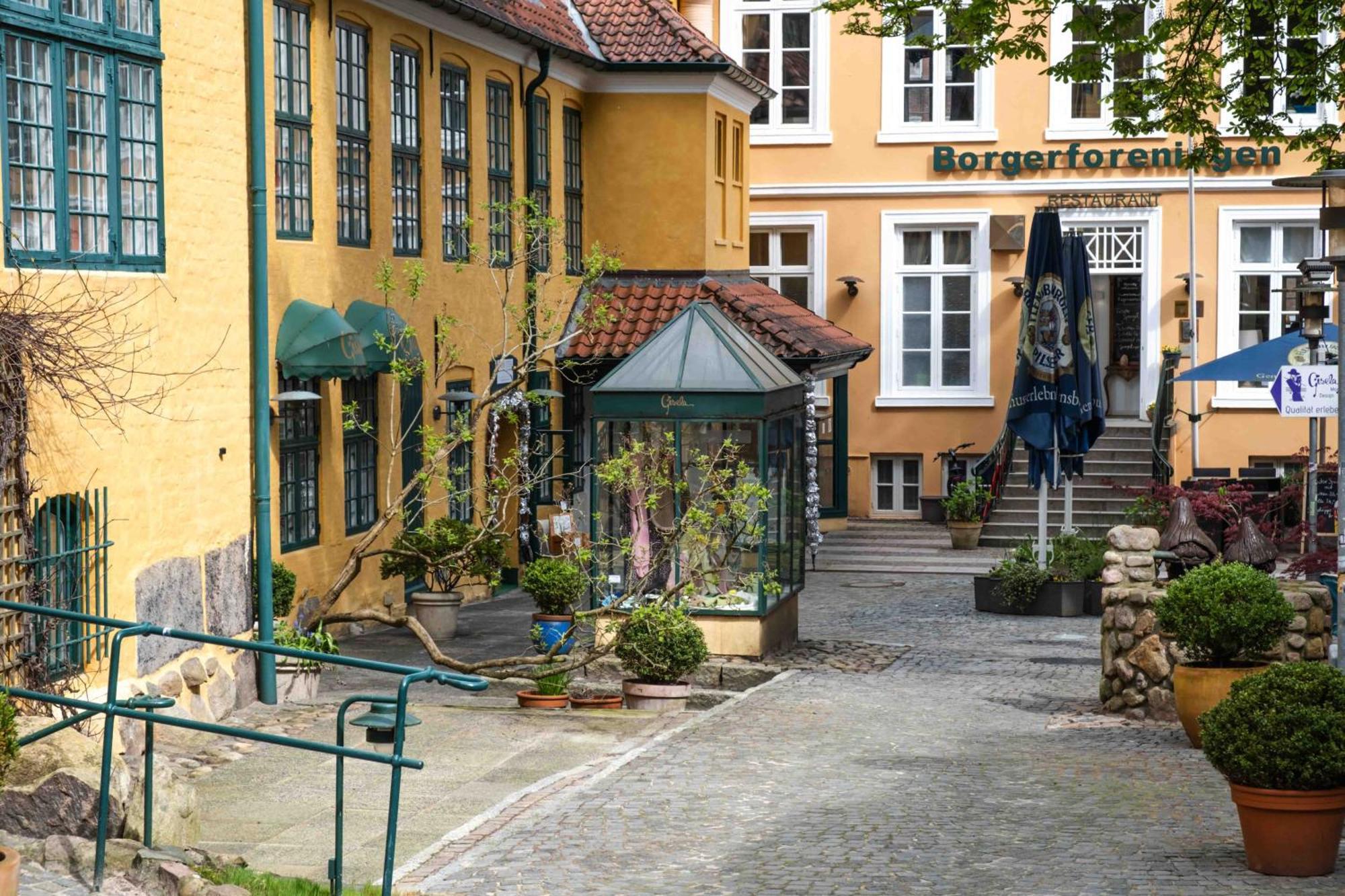 Des Nordens Flensburg Wellness & Отель